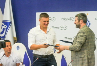 Партнерство Money24/7 с Dynamo Kyiv: поддержка украинского спорта